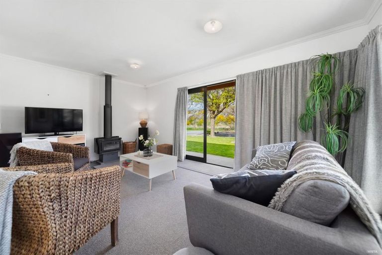 Photo of property in 37 Mcdonnell Road, Arrowtown, 9302