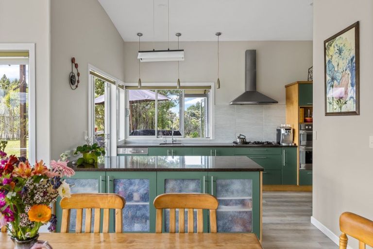 Photo of property in 564 Mahurangi West Road, Mahurangi West, Warkworth, 0983