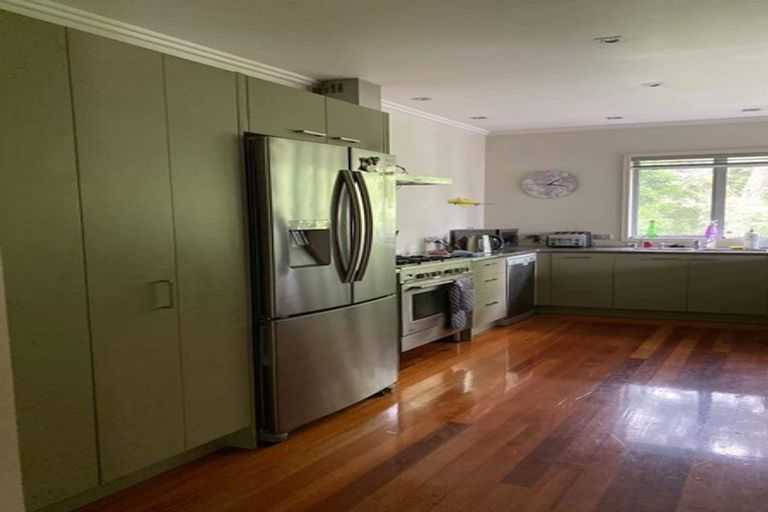 Photo of property in 17 Highbury Bypass, Birkenhead, Auckland, 0626