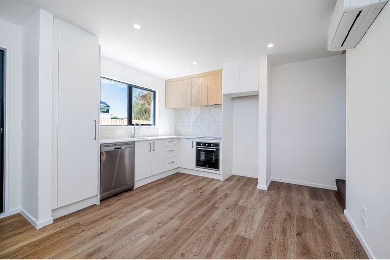 Photo of property in 1/77 Wainui Street, Riccarton, Christchurch, 8041