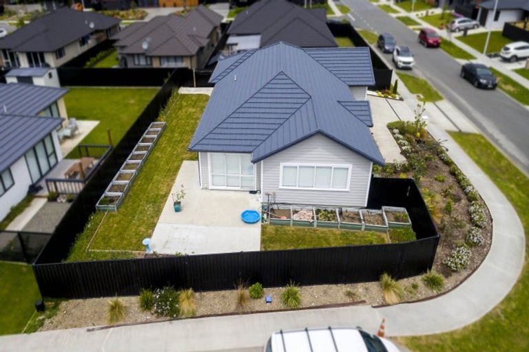 Photo of property in 15 Filmer Crescent, Wallaceville, Upper Hutt, 5018