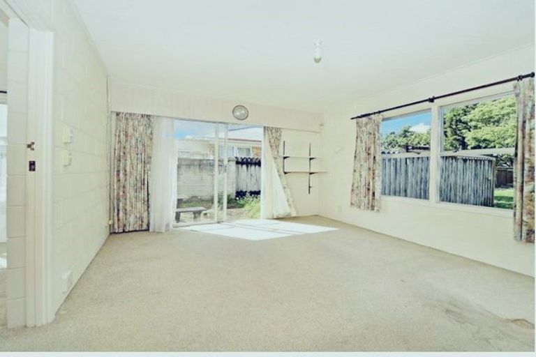 Photo of property in 1/29 Edmund Hillary Avenue, Papakura, 2110