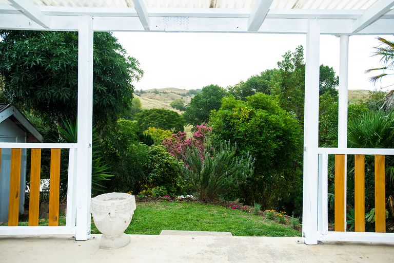 Photo of property in 26 Lysnar Street, Okitu, Gisborne, 4010