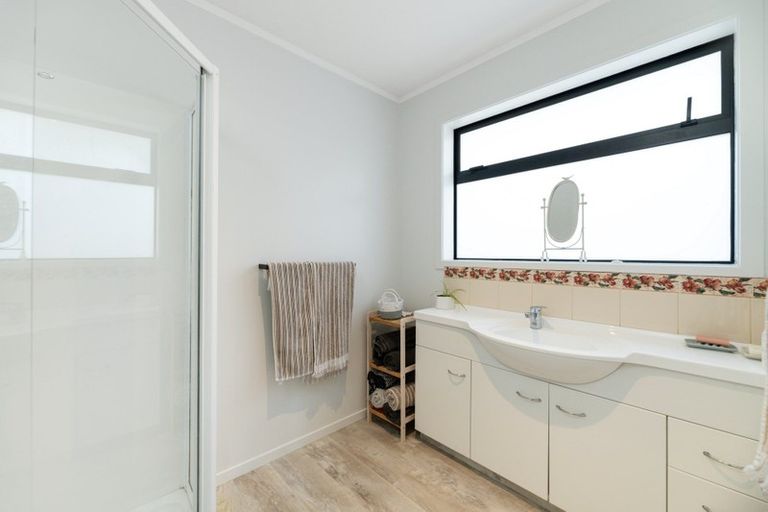 Photo of property in 27b Rewarewa Place, Matua, Tauranga, 3110