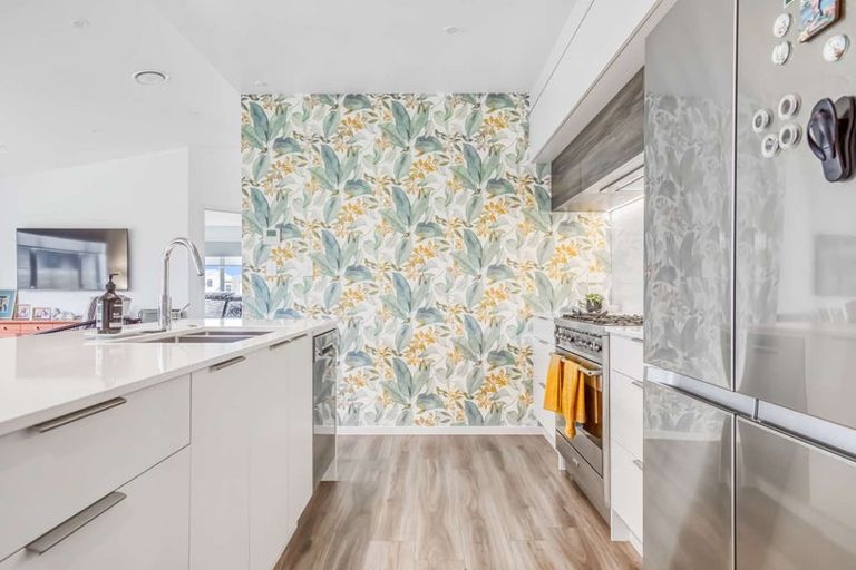 Photo of property in 30 Awatea Drive, Whitianga, 3510