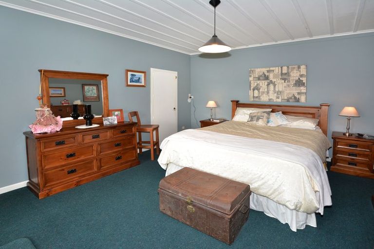 Photo of property in 134 Main South Road, Green Island, Dunedin, 9018