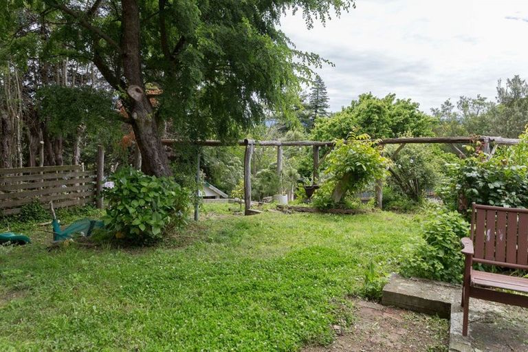 Photo of property in 11 Edward Street, Dannevirke, 4930