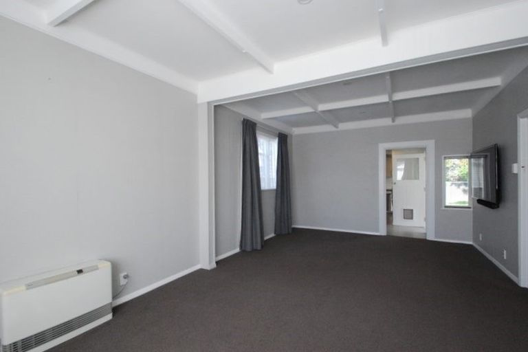 Photo of property in 76 Wakefield Street, Alicetown, Lower Hutt, 5010