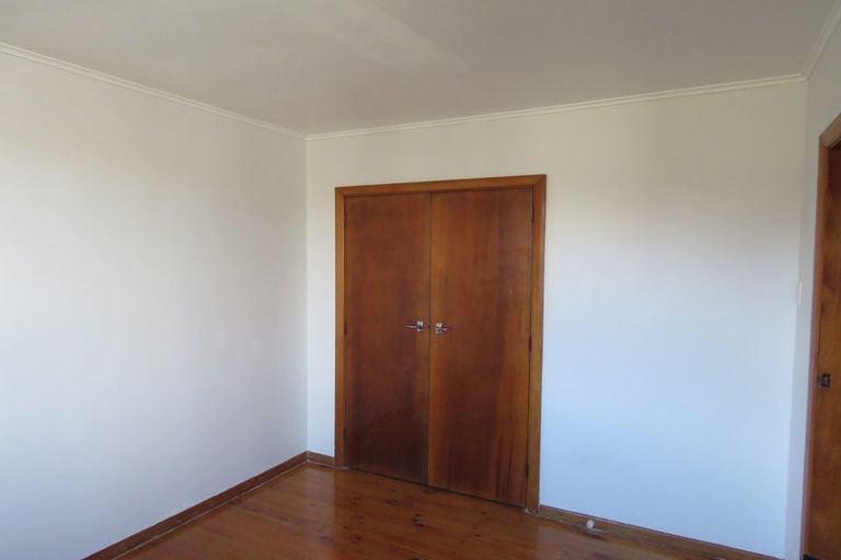 Photo of property in 34 Roberts Street, Tawa, Wellington, 5028