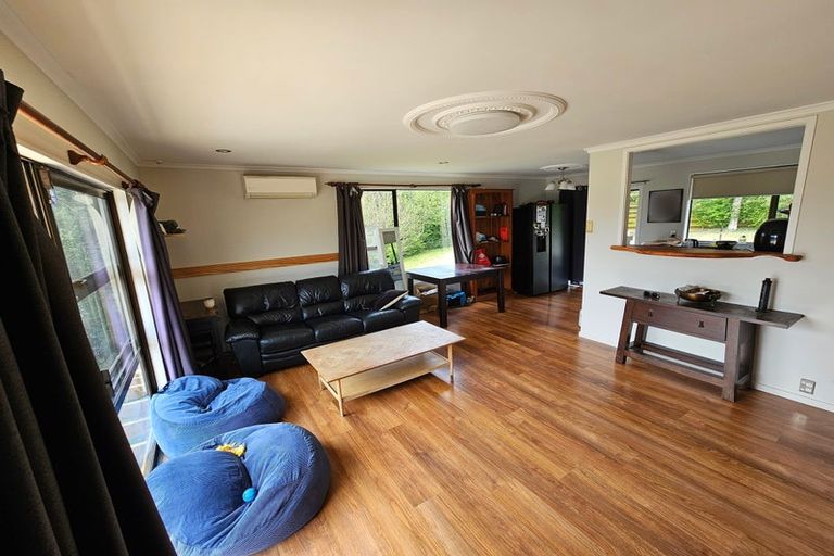 Photo of property in 41 Gledstane Road, Stanmore Bay, Whangaparaoa, 0932
