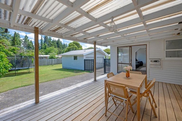 Photo of property in 35 Martin Street, Utuhina, Rotorua, 3015