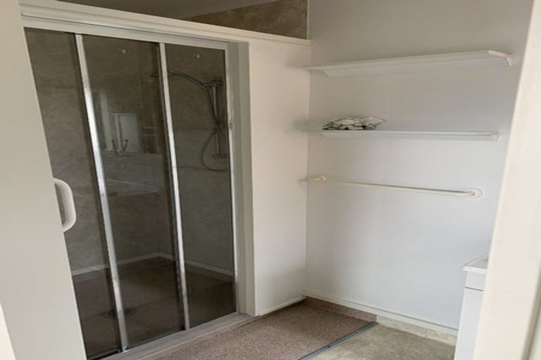 Photo of property in 21 Isadore Road, Saint Clair, Dunedin, 9012