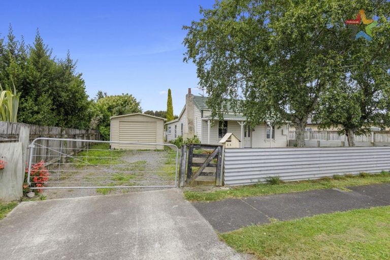 Photo of property in 35 Frederick Street, Carterton, 5713