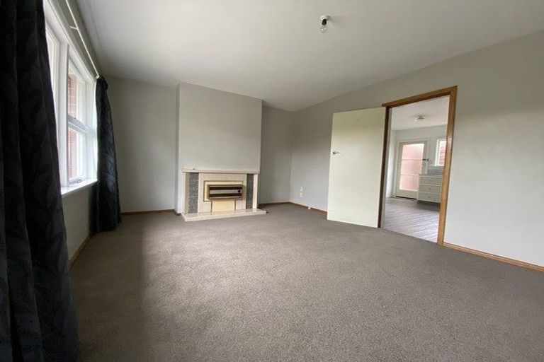 Photo of property in 2/11 Maxwell Street, Riccarton, Christchurch, 8041