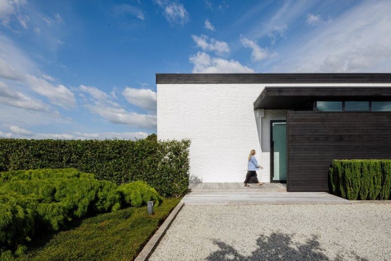 Photo of property in 92 Braid Road, St Andrews, Hamilton, 3200