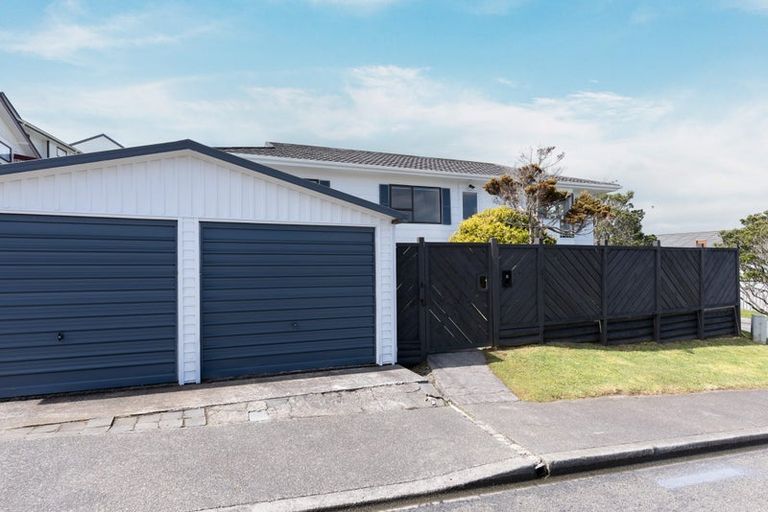 Photo of property in 8 Woodridge Drive, Woodridge, Wellington, 6037