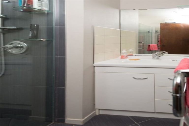 Photo of property in 222 Cameron Avenue, Te Awamutu, 3800