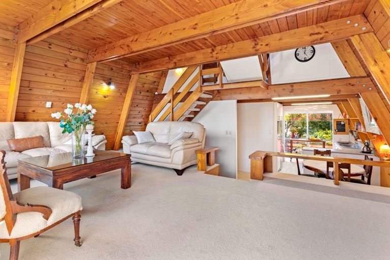 Photo of property in 34 Ferry Parade, Herald Island, Auckland, 0618