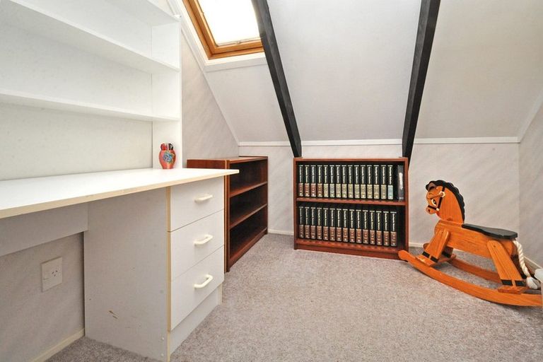 Photo of property in 2/37 Reeves Road, Pakuranga, Auckland, 2010