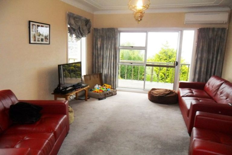 Photo of property in 76 Ravenswood Road, Saint Clair, Dunedin, 9012