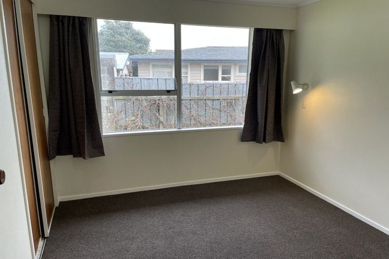 Photo of property in 38 Somerset Crescent, Highbury, Palmerston North, 4412