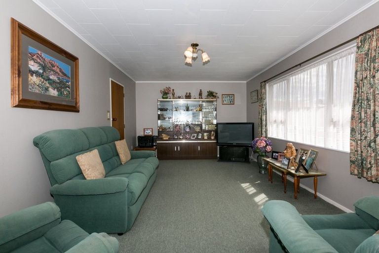 Photo of property in 1/22 Oxford Street, Taradale, Napier, 4112