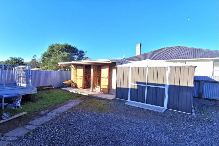 Photo of property in 37 Apatu Street, Wairoa, 4108
