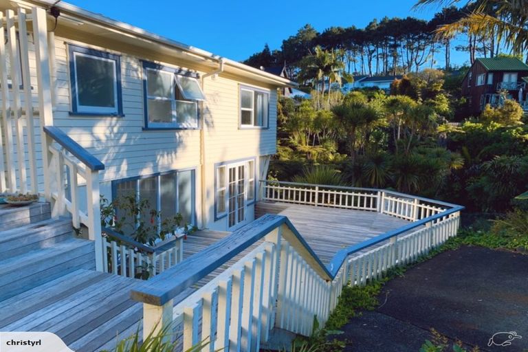 Photo of property in 1/58 Channel View Road, Campbells Bay, Auckland, 0630