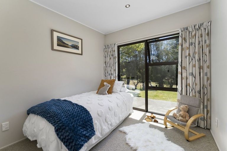 Photo of property in 7 Maungakotukutuku Road, Paraparaumu, 5032