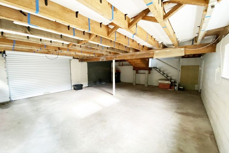 Photo of property in 61 Buick Crescent, Awapuni, Palmerston North, 4412