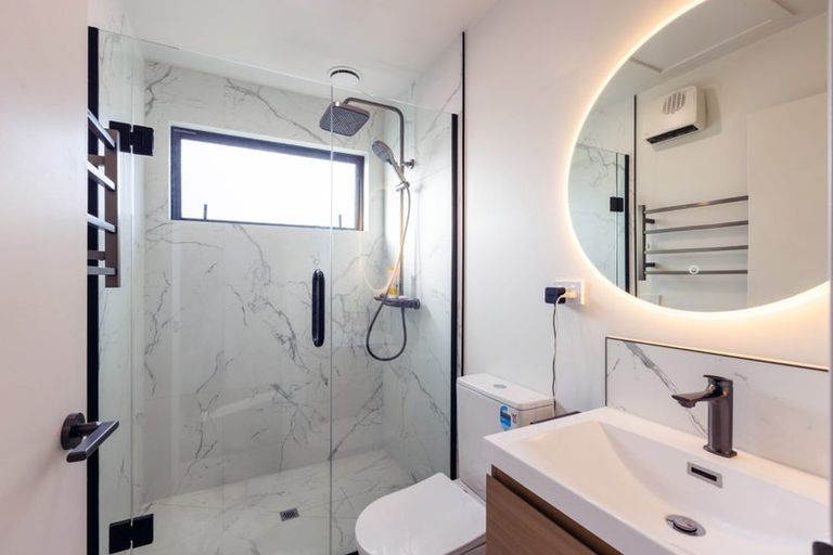 Photo of property in 1/32 Cross Street, Phillipstown, Christchurch, 8011