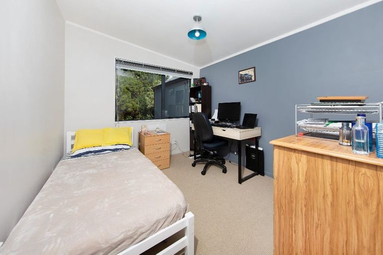 Photo of property in 2/30b Verbena Road, Birkdale, Auckland, 0626