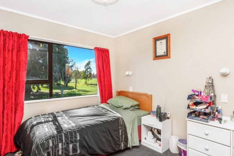 Photo of property in 76a Kahikatea Drive, Melville, Hamilton, 3206