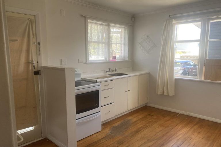 Photo of property in 1/14 Totara Street, Trentham, Upper Hutt, 5018