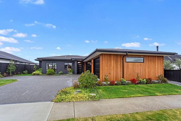 Photo of property in 24 Pahua Street, Pegasus, 7612