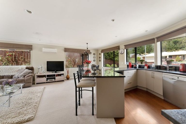 Photo of property in 19 Admiralty Place, Waikawa, Picton, 7220