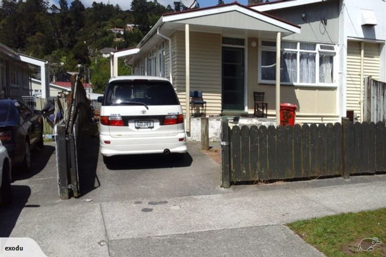 Photo of property in 33 Hanson Grove, Stokes Valley, Lower Hutt, 5019