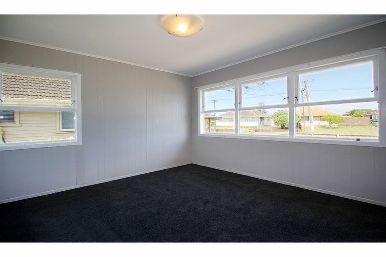 Photo of property in 25 Tyrone Street, Otara, Auckland, 2023