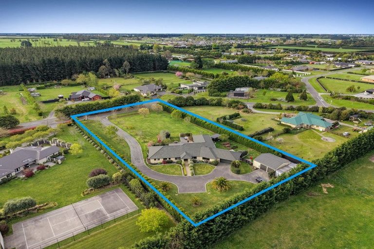 Photo of property in 8 Devine Drive, Rolleston, Christchurch, 7678
