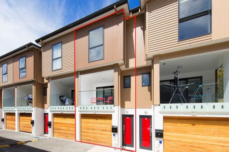 Photo of property in 26 Akeake Lane, Manurewa, Auckland, 2102