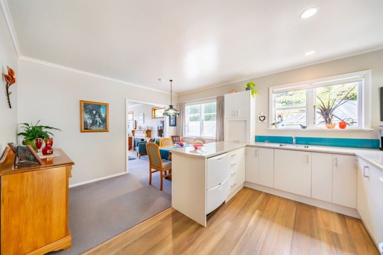 Photo of property in 58 Jocelyn Crescent, Pinehaven, Upper Hutt, 5019