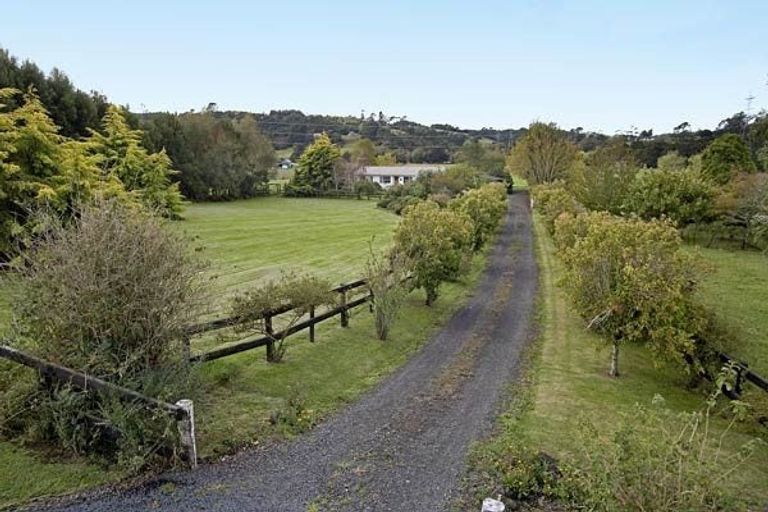 Photo of property in 144 Matua Road, Huapai, Kumeu, 0810