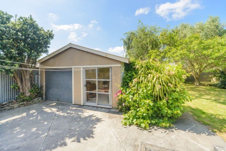 Photo of property in 30 Puriri Terrace, Roslyn, Palmerston North, 4414