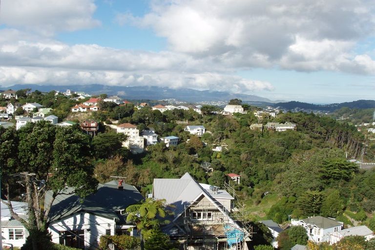 Photo of property in 26 Plunket Street, Kelburn, Wellington, 6012