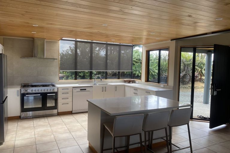 Photo of property in 67 Walu Lane, Matapouri, Whangarei, 0173