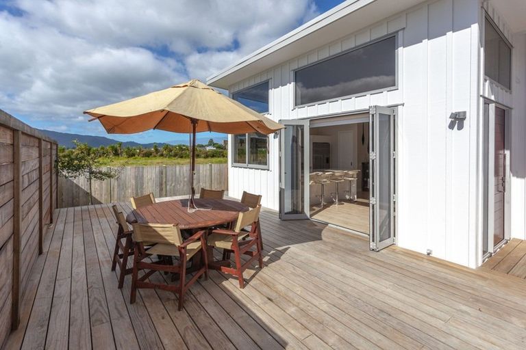 Photo of property in 63b Ocean Beach Road, Tairua, 3508