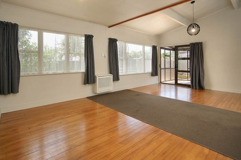 Photo of property in 2/52 Songer Street, Stoke, Nelson, 7011