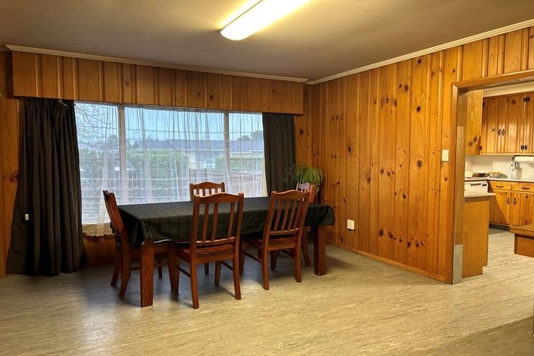 Photo of property in 284 Kennedy Road, Onekawa, Napier, 4110