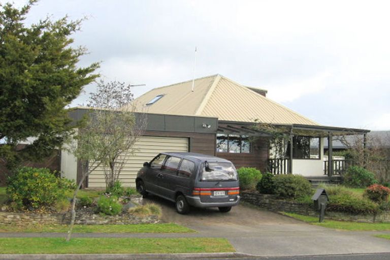 Photo of property in 44 Lansdowne Crescent, Glenview, Hamilton, 3206