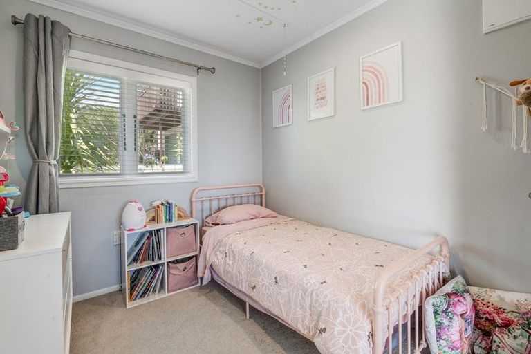 Photo of property in 6 Kauri Road, Stanmore Bay, Whangaparaoa, 0932